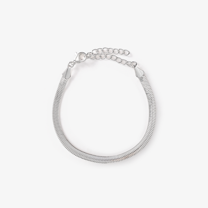 Flad Slange ArmbΓ₯nd 4mm i sΓΈlv