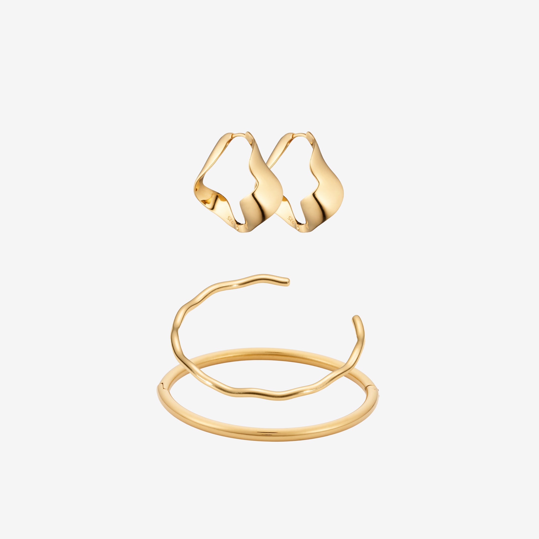 Bangles en Golf Set: 2 armbanden & 1 oorbel