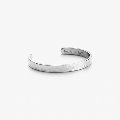 Hamret Bangle m. indgravering i sølv