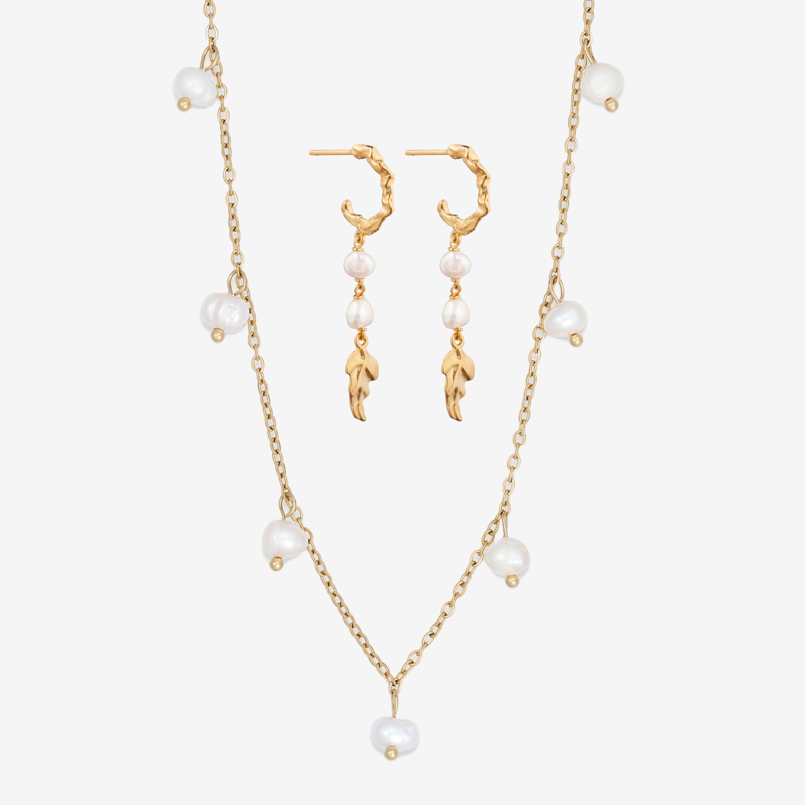 Hangparel Dangle Set